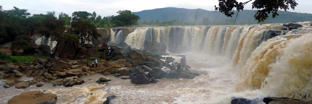 Fiumi del Kenya-Fourteen Falls-Fiume Athi